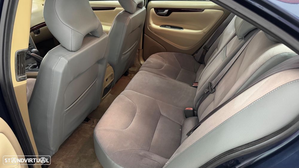 Volvo S60 2.4 D5 - 30