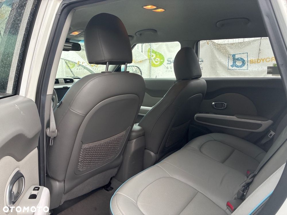 Kia Soul - 10
