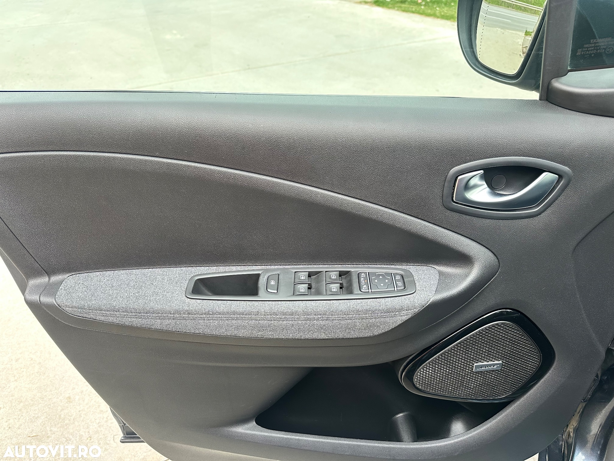 Renault ZOE EV50 135hp Evolution - 13