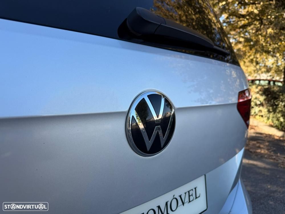 VW Touran 2.0 TDI Highline DSG - 17