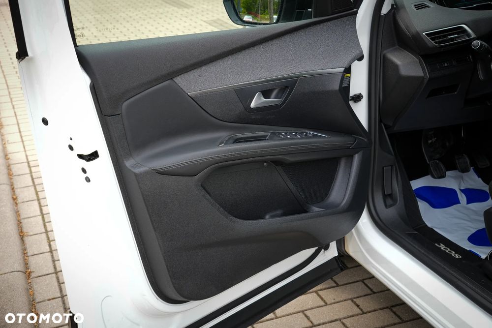 Peugeot 3008 BlueHDi 150 Stop & Start Allure - 16