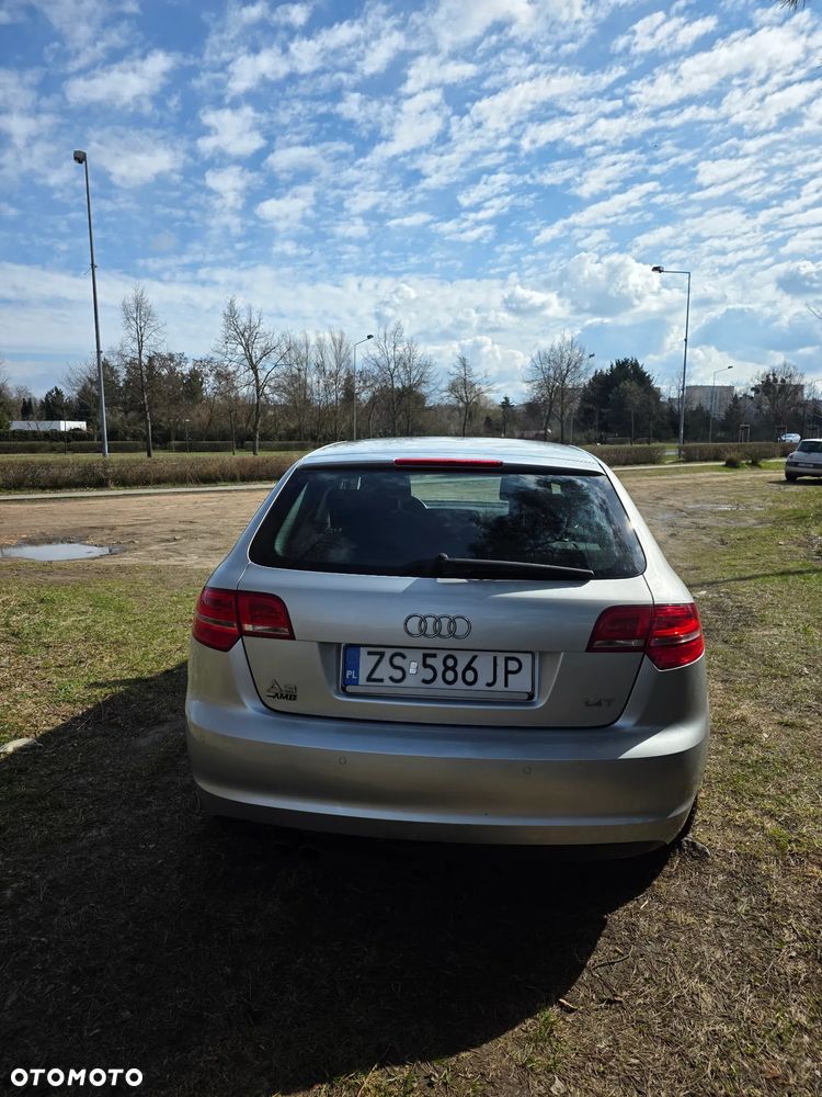 Audi A3 Sportback 1.4 TFSI Ambiente S tronic - 6