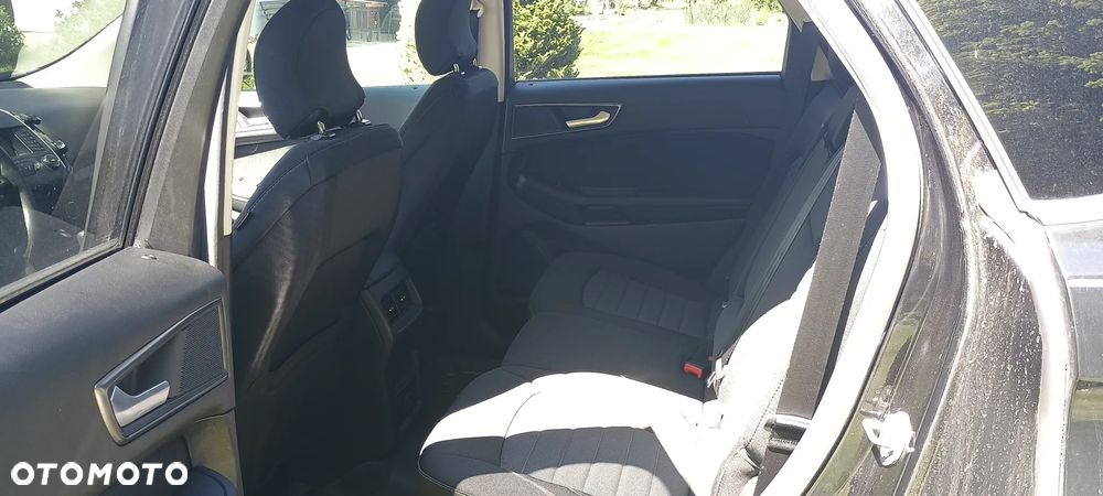 Ford Edge - 10