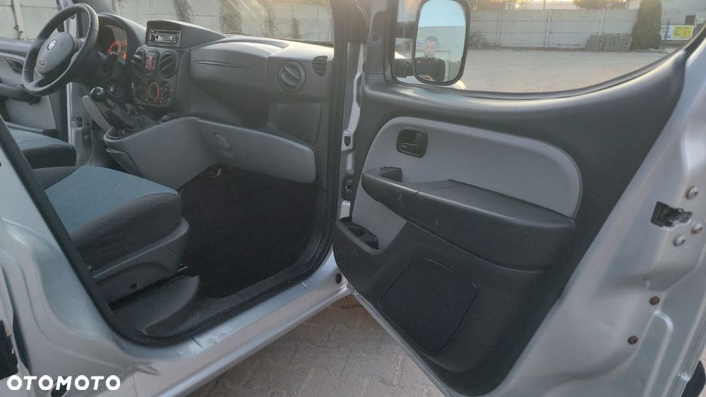 Fiat DOBLO - 16
