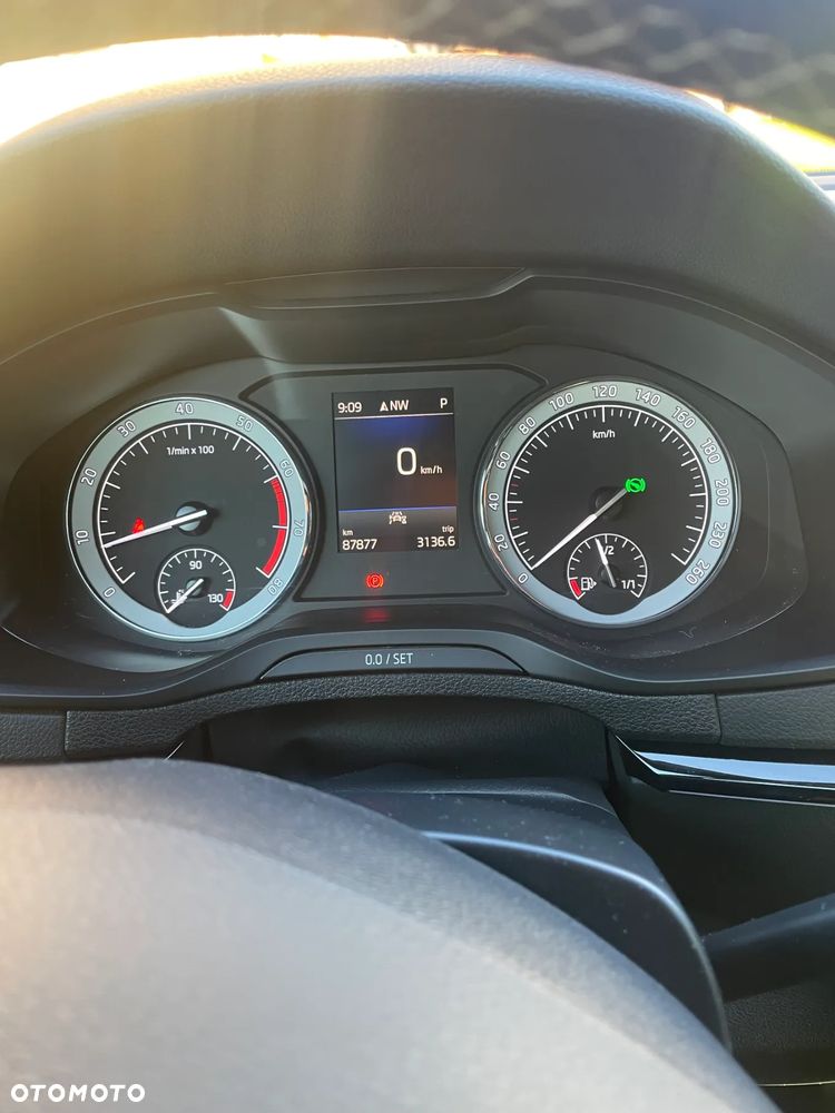 Skoda Karoq 1.5 TSI ACT 4x2 Sportline DSG - 6