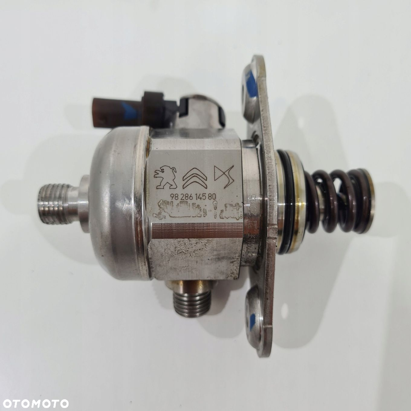 POMPA PALIWA CITROEN PEUGEOT 1.6 e THP 9828614580 - 3