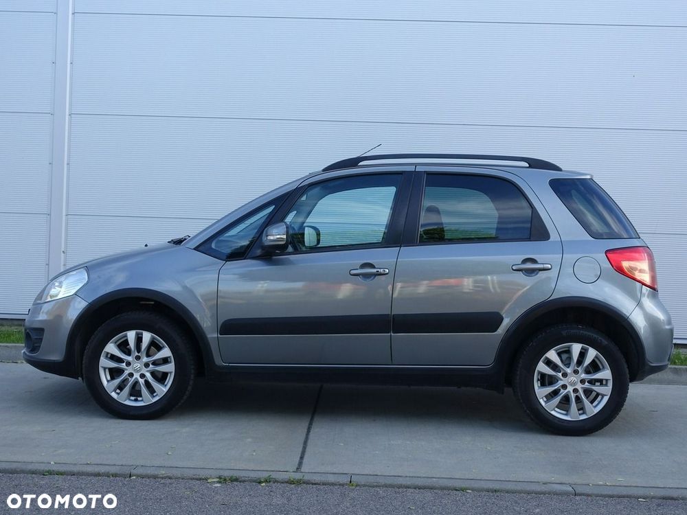Suzuki SX4 1.6 VVT 4x4 Comfort - 4