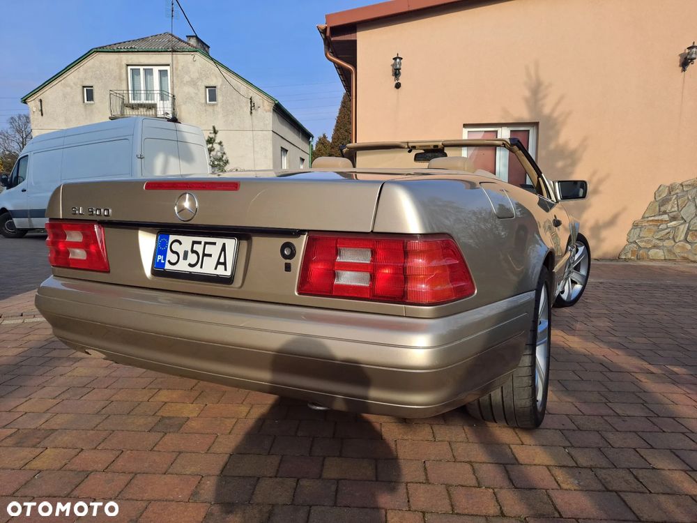 Mercedes-Benz SL - 14