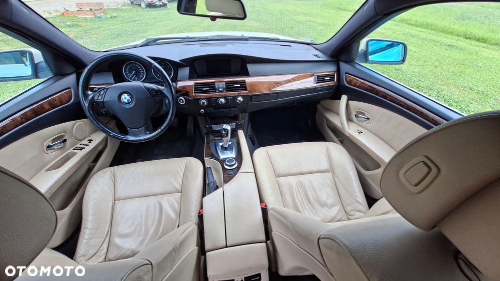 BMW Seria 5 - 12