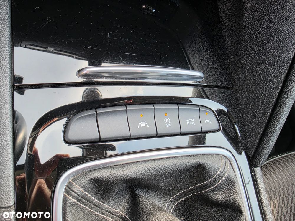 Opel Insignia 1.5 T Exclusive S&S Eco - 22