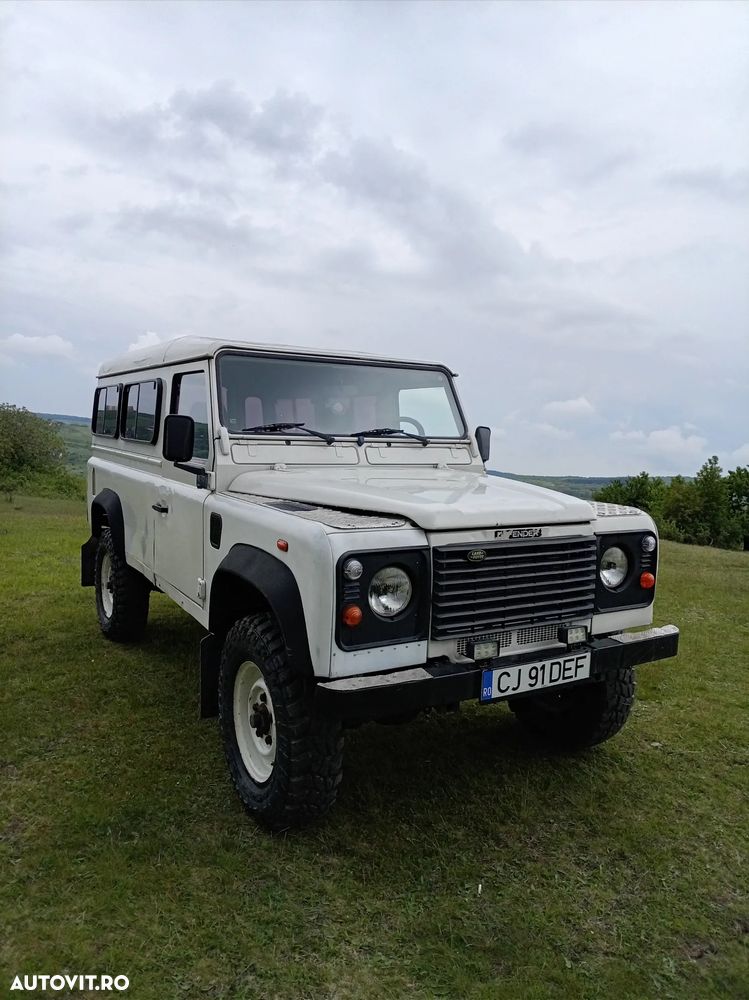 Land Rover Defender 110 County SW - 3