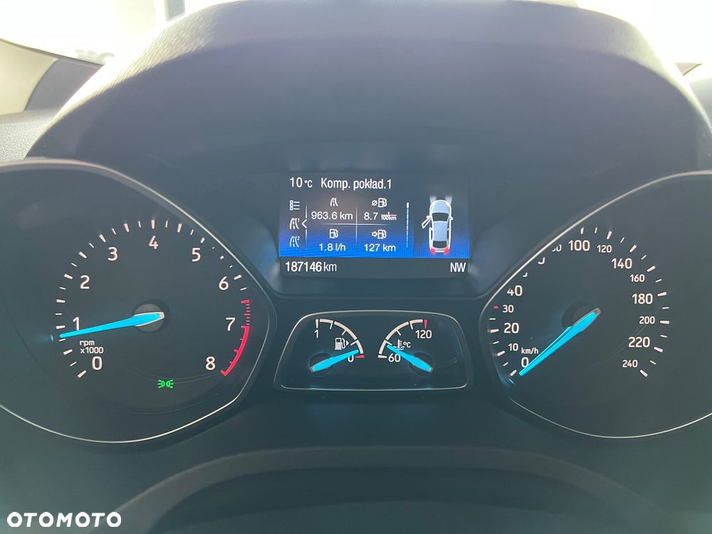 Ford Kuga - 20