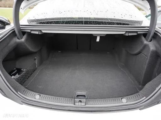 Mercedes-Benz E 220 d 4Matic 9G-TRONIC - 14