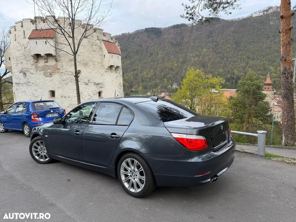 BMW Seria 5 530xd Aut. - 6