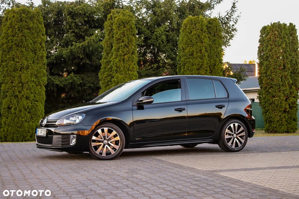Volkswagen Golf 2.0 TDI DPF GTD - 11
