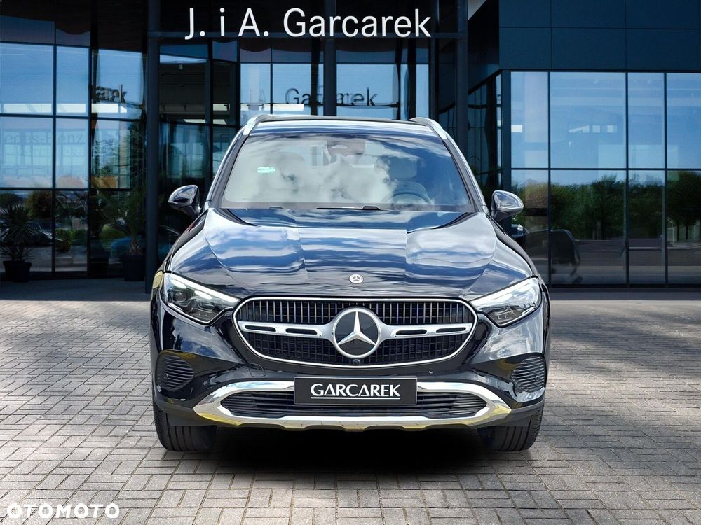 Mercedes-Benz GLC - 9