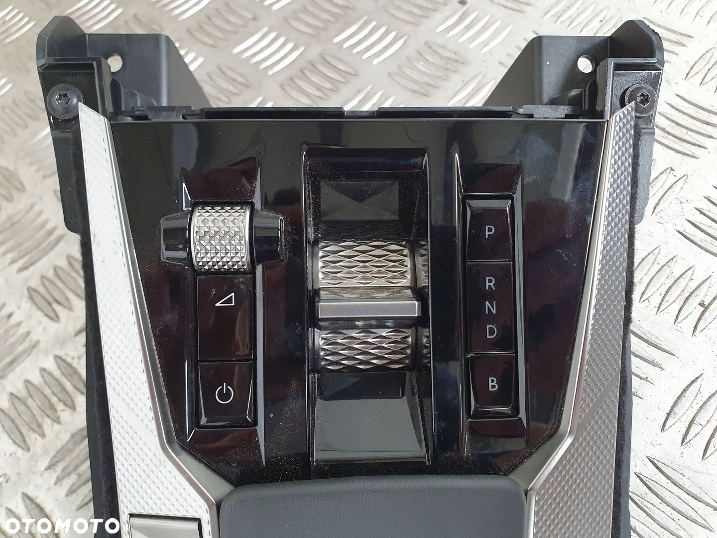 DS4 II 21-23 Przełącznik lewarek biegów automat - 2