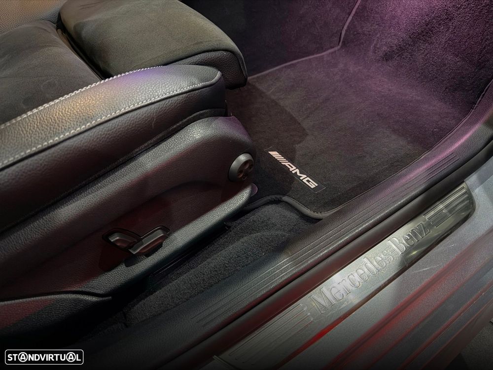 Mercedes-Benz E 300 9G-TRONIC AMG Line - 41