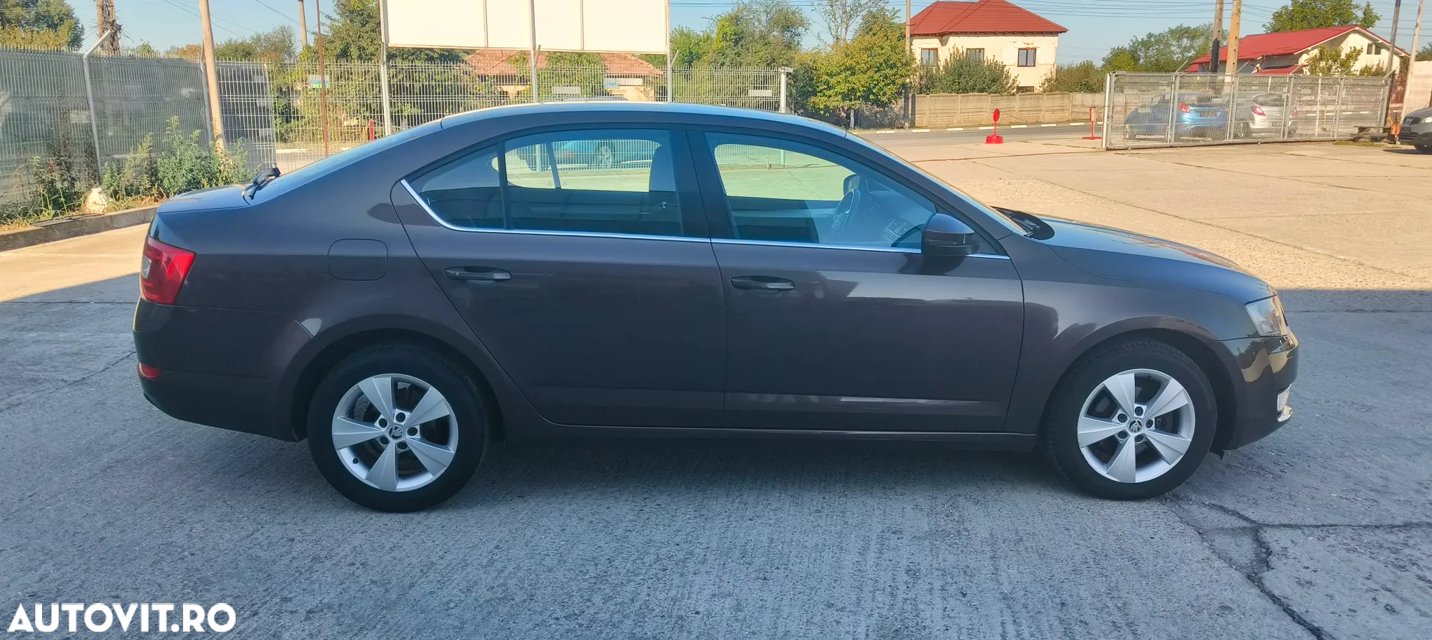 Skoda Octavia 1.6 TDI DSG Style - 14