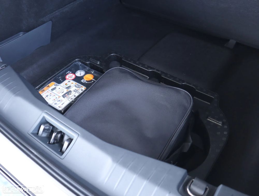 Ford Mustang Mach-E AWD PREMIUM - 60