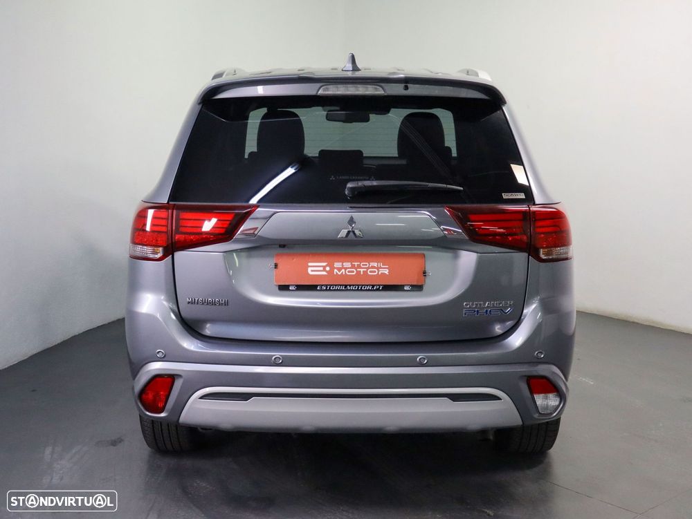 Mitsubishi Outlander 2.4 Instyle - 4