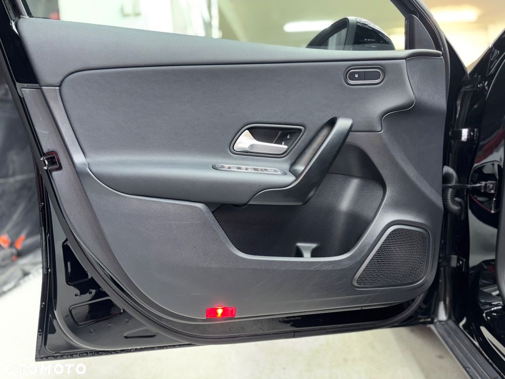 Mercedes-Benz Klasa A 200 d 8G-DCT Entry - 17