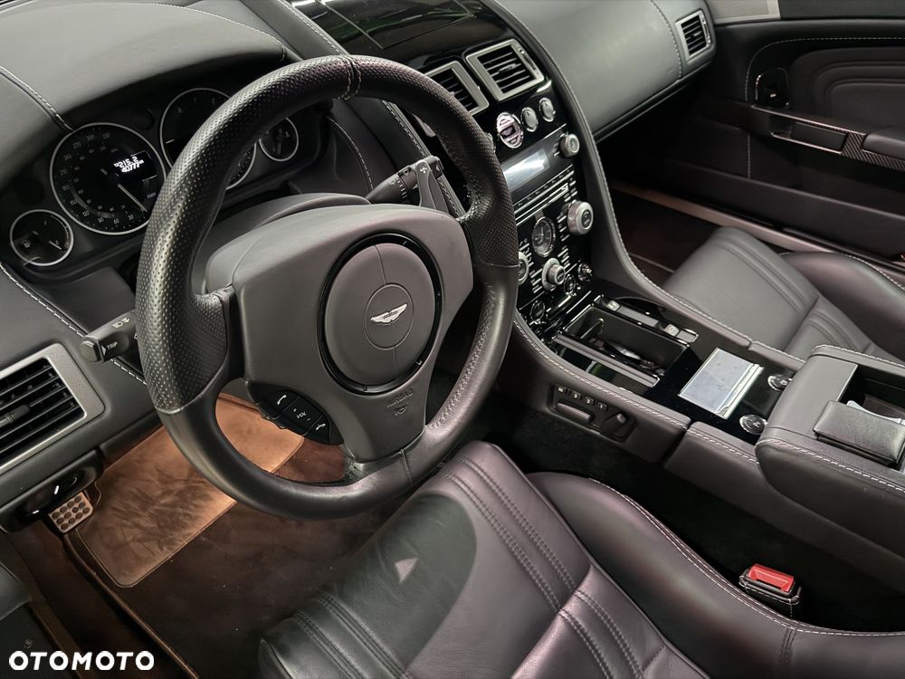 Aston Martin DBS Touchtronic - 11