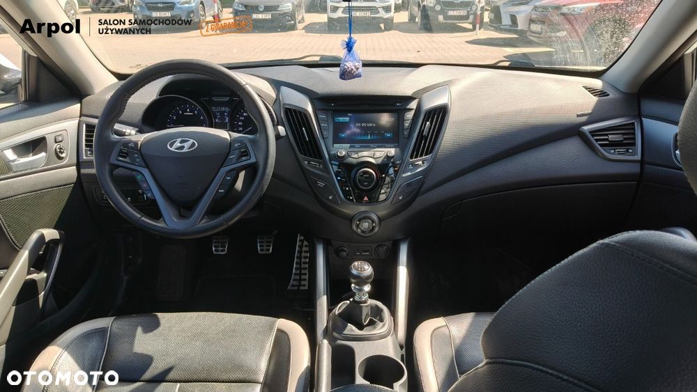 Hyundai Veloster - 26