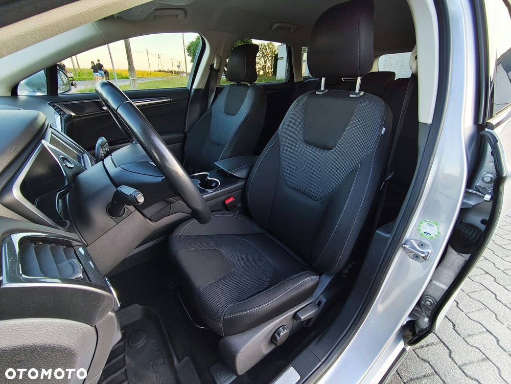 Ford Mondeo - 9