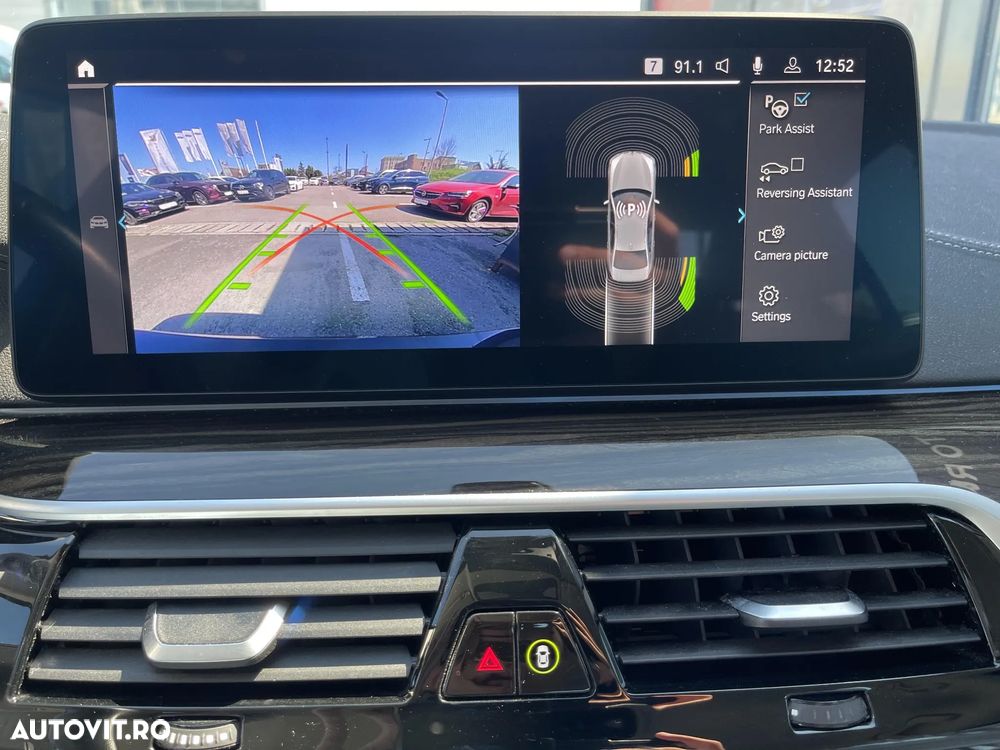 BMW Seria 5 530e Aut. Luxury Line - 18
