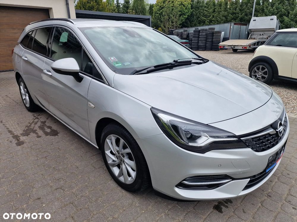 Opel Astra 1.5 D Start/Stop Automatik Design&Tech - 11