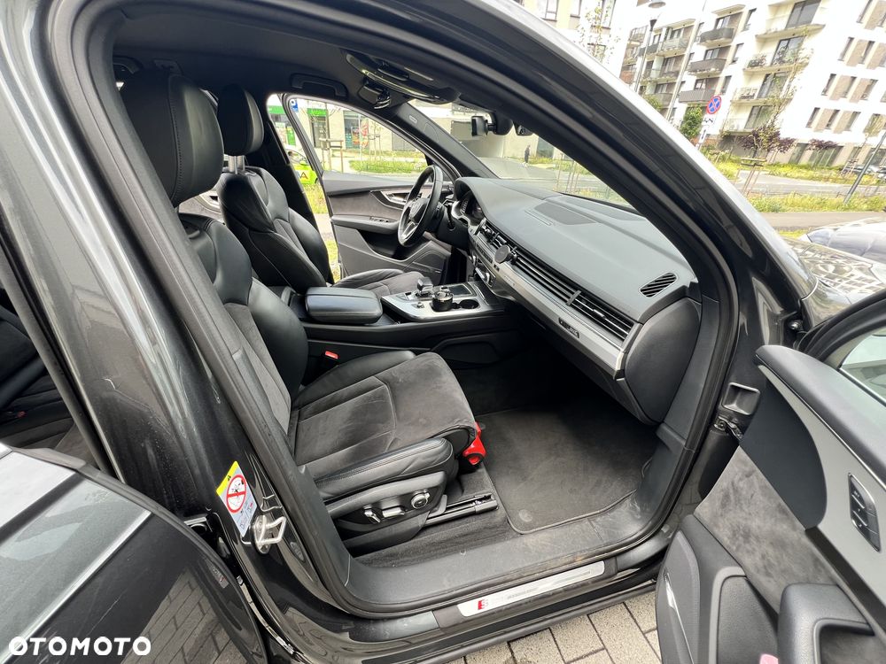 Audi Q7 50 TDI mHEV Quattro S Line Tiptr - 24