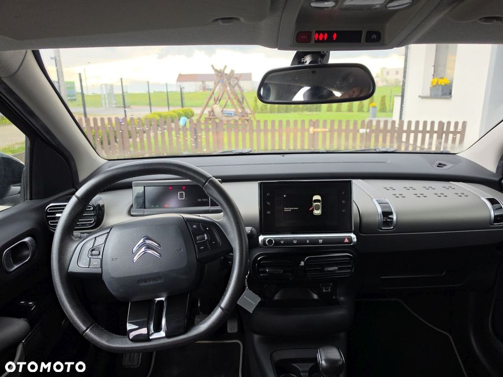 Citroën C4 Cactus 1.2 PureTech Shine S&S - 11