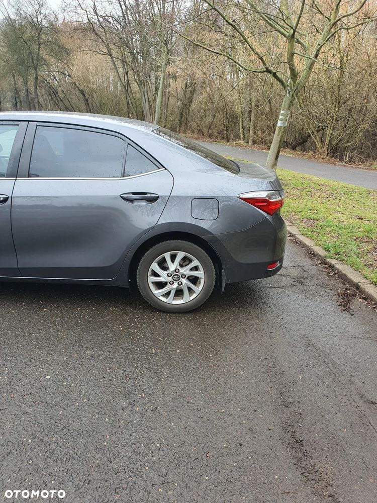Toyota Corolla 1.6 Comfort - 2