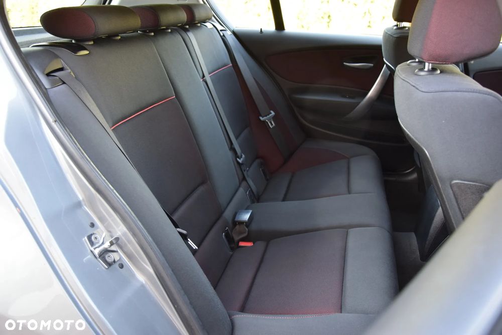 BMW Seria 1 120d DPF Edition Lifestyle - 23