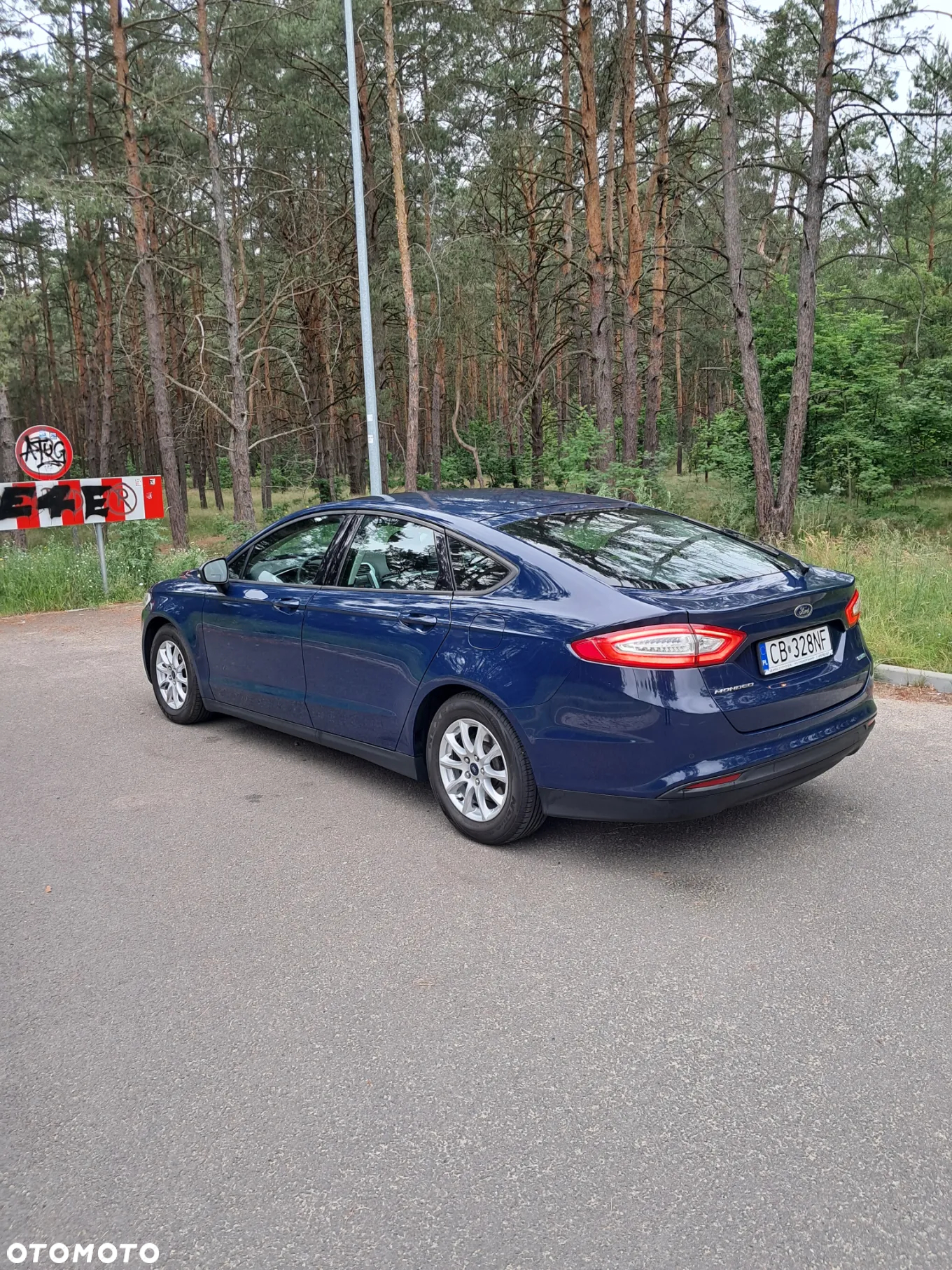 Ford Mondeo 1.5 EcoBoost Ambiente - 20