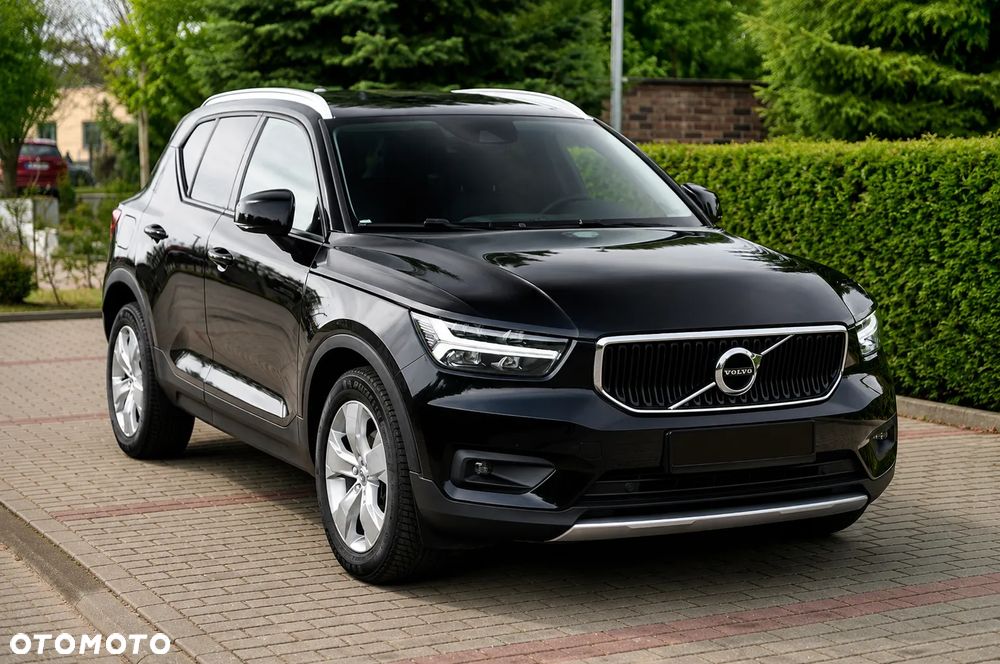 Volvo XC 40 T3 Momentum Pro - 22