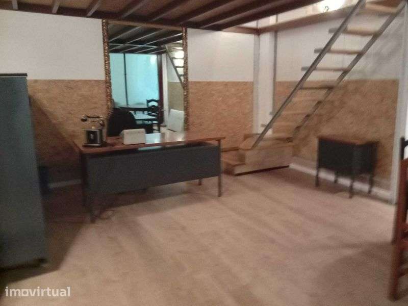 Sala em Mezzanine - Amoreira - Grande imagem: 2/8