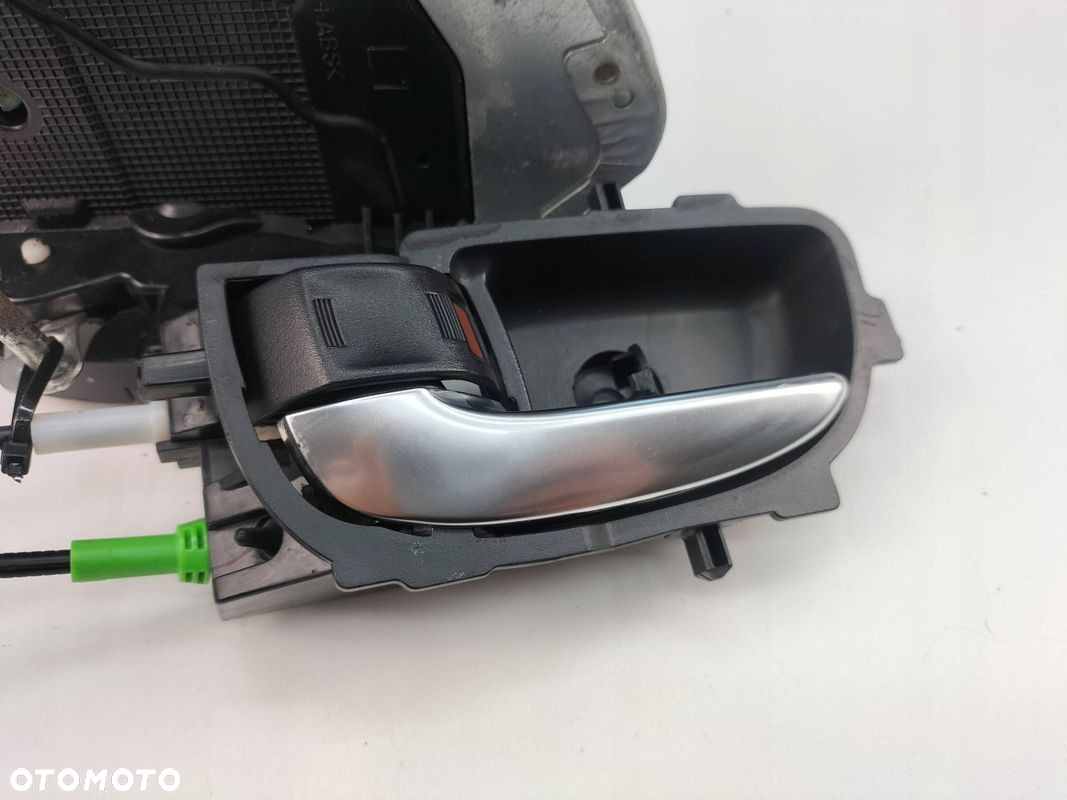 KLAMKA WEWNĘTRZNA LEWA PRZÓD ZAMEK DRZWI TOYOTA YARIS 3 III 69206-0D270 - 2