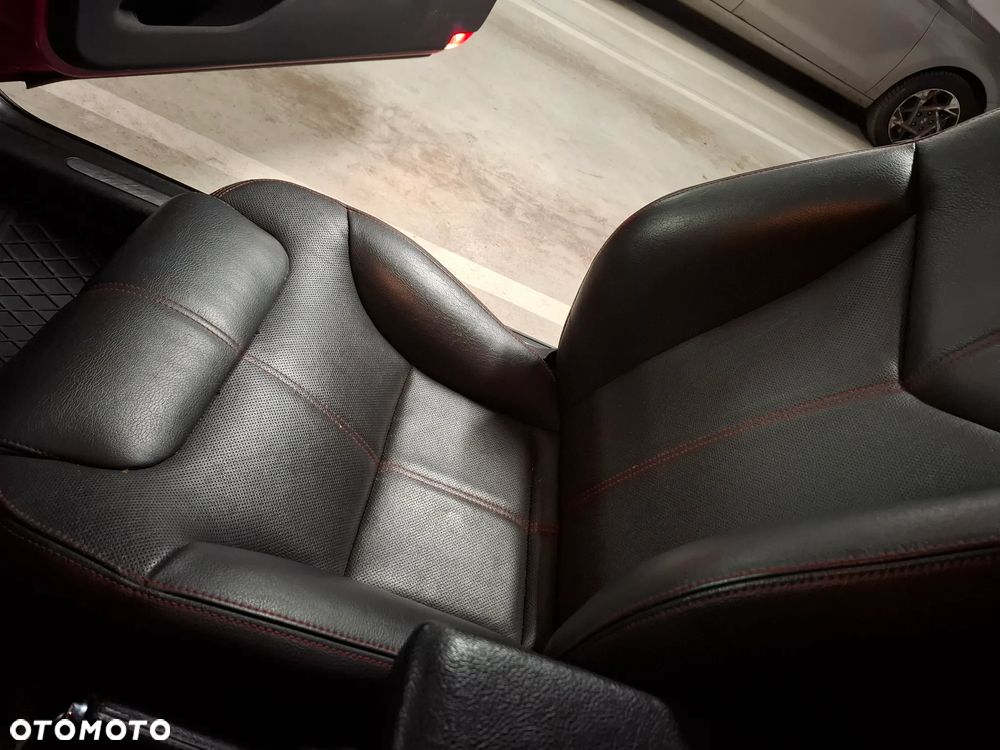 Alfa Romeo GT 1.9JTD 16V Q2 - 10