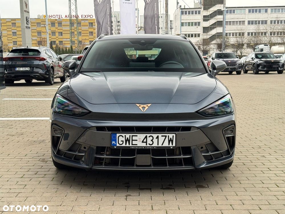 Cupra Leon Sportstourer 2.0 TSI 4Drive DSG - 2