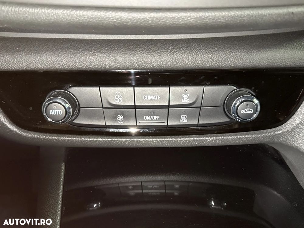 Opel Insignia - 19