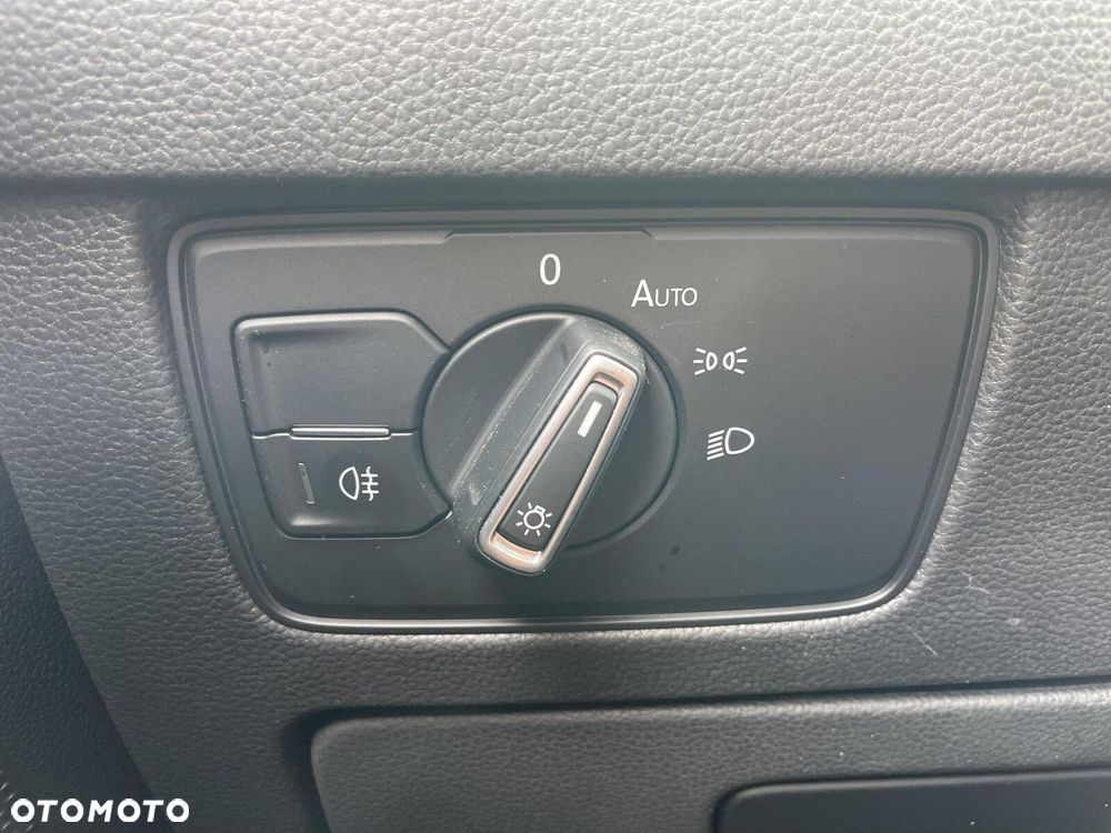 Volkswagen Passat 2.0 TDI EVO Essence - 21