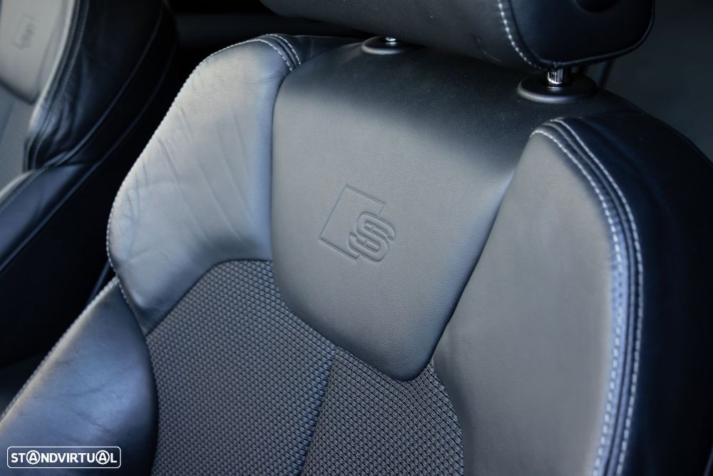 Audi Q5 2.0 TDI quattro S-line S-tronic - 36