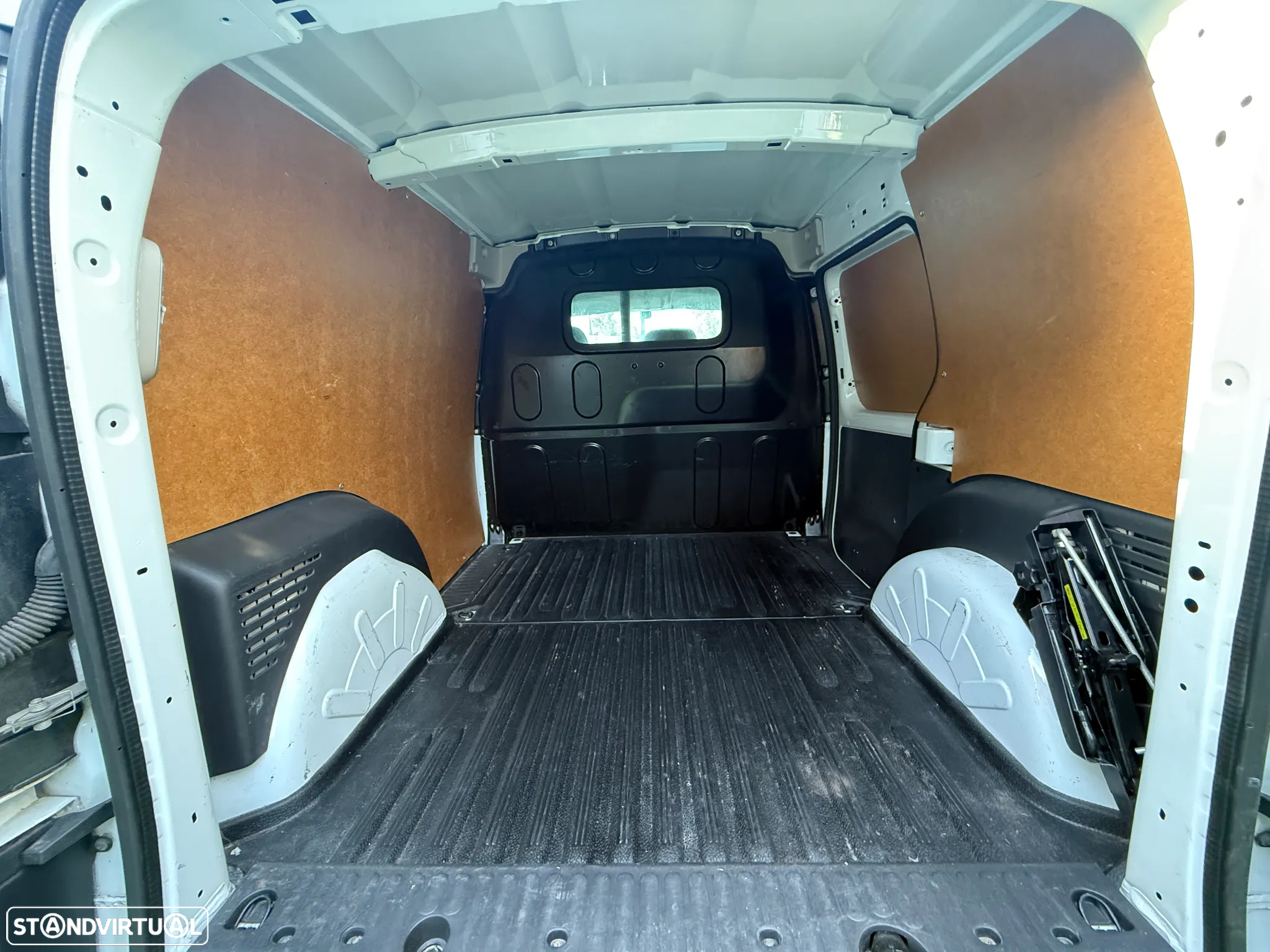 Renault 1.5 DCI 75HP ENERGY S/S BUSINESS 3L - 9