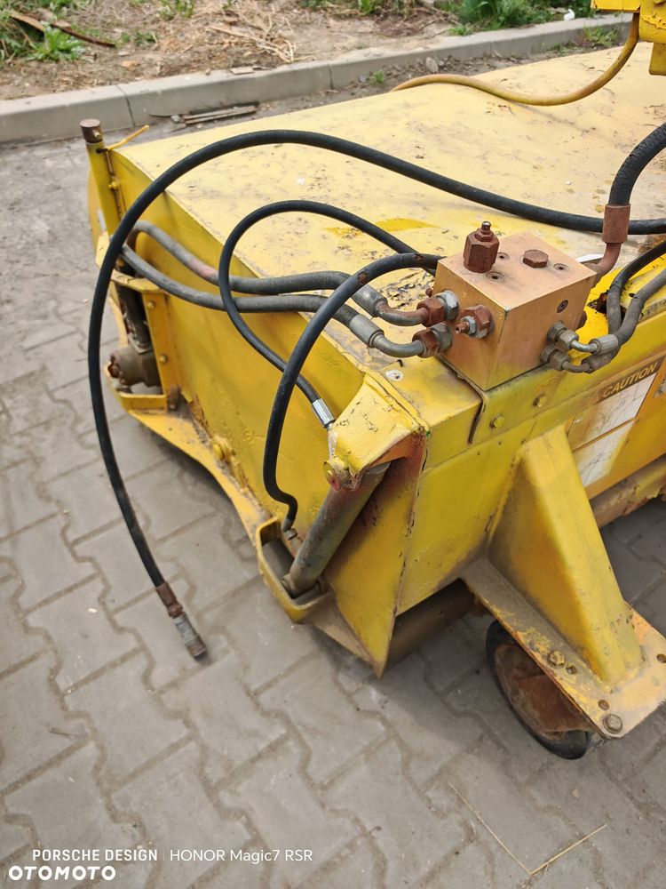 Komatsu WB97S - 9