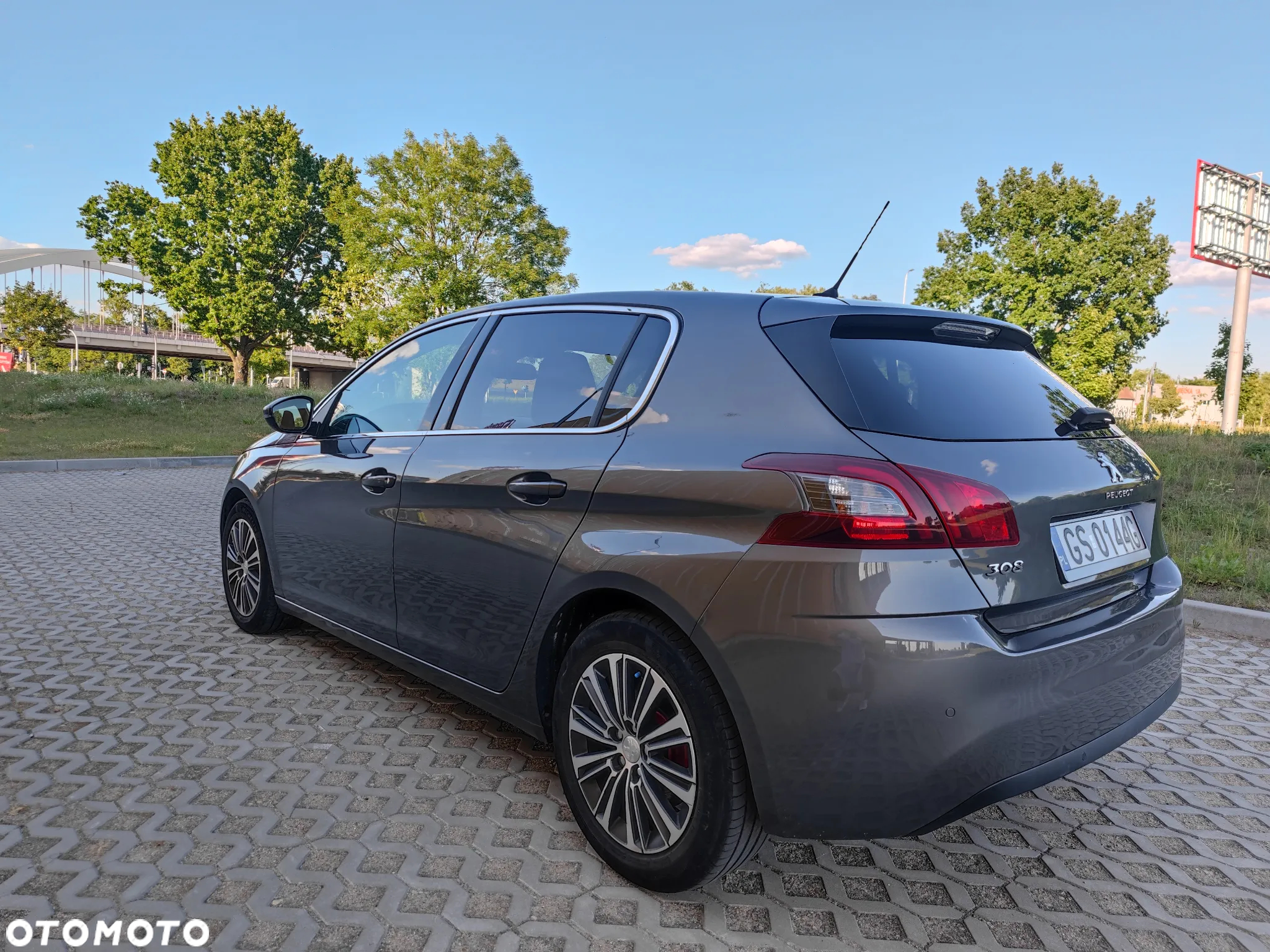 Peugeot 308 1.5 BlueHDi Allure Pack S&S - 8