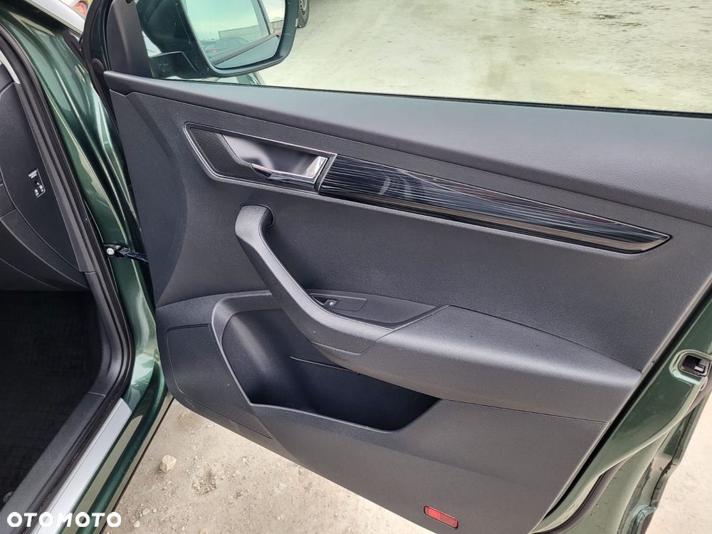 Skoda Karoq 2.0 TDI SCR 4x4 DSG Style - 17