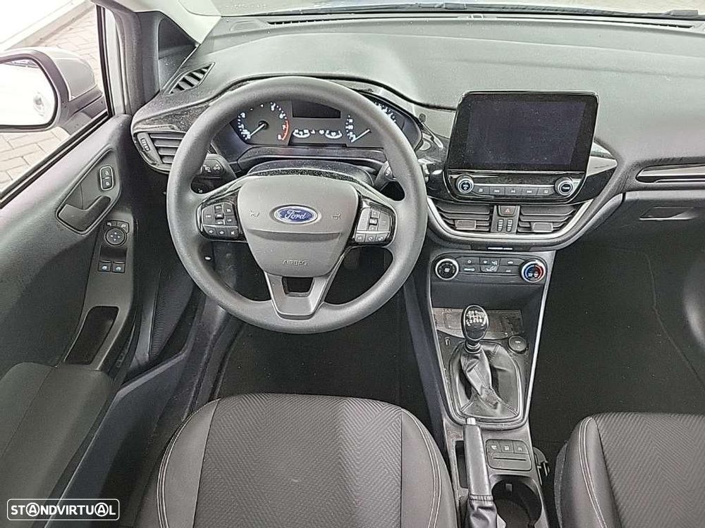 Ford Fiesta 1.0 EcoBoost S&S TITANIUM - 3