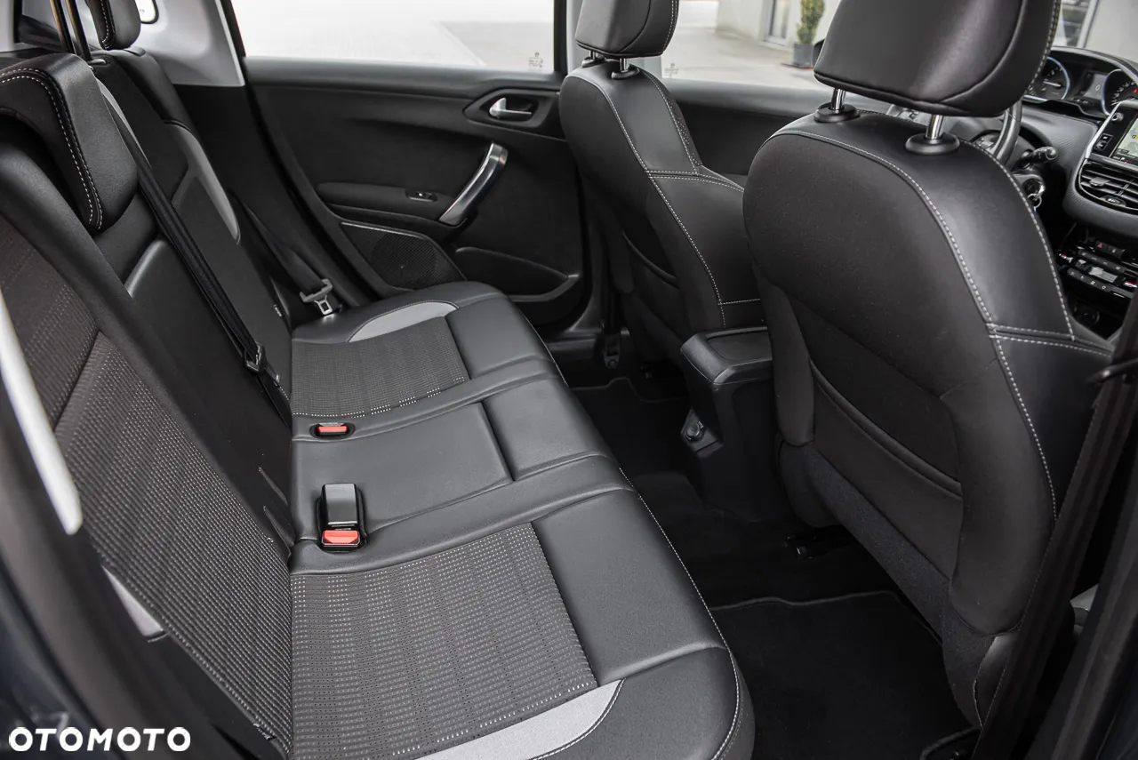 Peugeot 2008 - 28